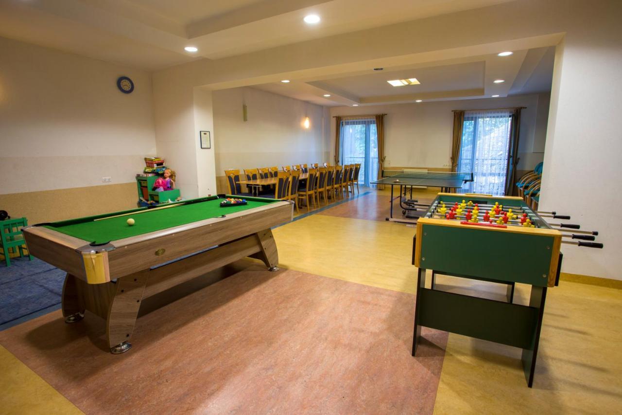 Farys - centrum Krynicy na wzgórzu wśród ciszy ze wspaniałymi tarasami widokowymi, sauna, jacuzii, siłowna, prywatny parking Krynica-Zdrój Exterior foto