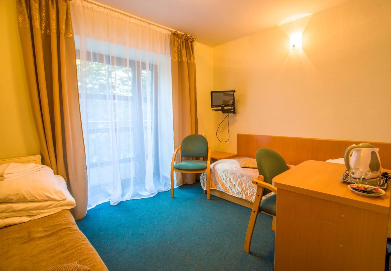 Farys - centrum Krynicy na wzgórzu wśród ciszy ze wspaniałymi tarasami widokowymi, sauna, jacuzii, siłowna, prywatny parking Krynica-Zdrój Exterior foto