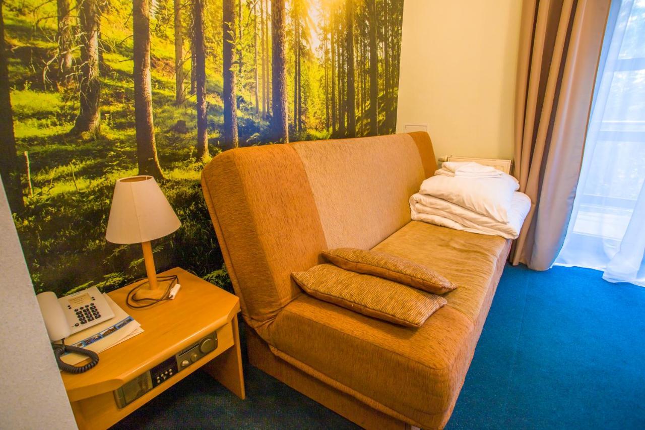 Farys - centrum Krynicy na wzgórzu wśród ciszy ze wspaniałymi tarasami widokowymi, sauna, jacuzii, siłowna, prywatny parking Krynica-Zdrój Exterior foto