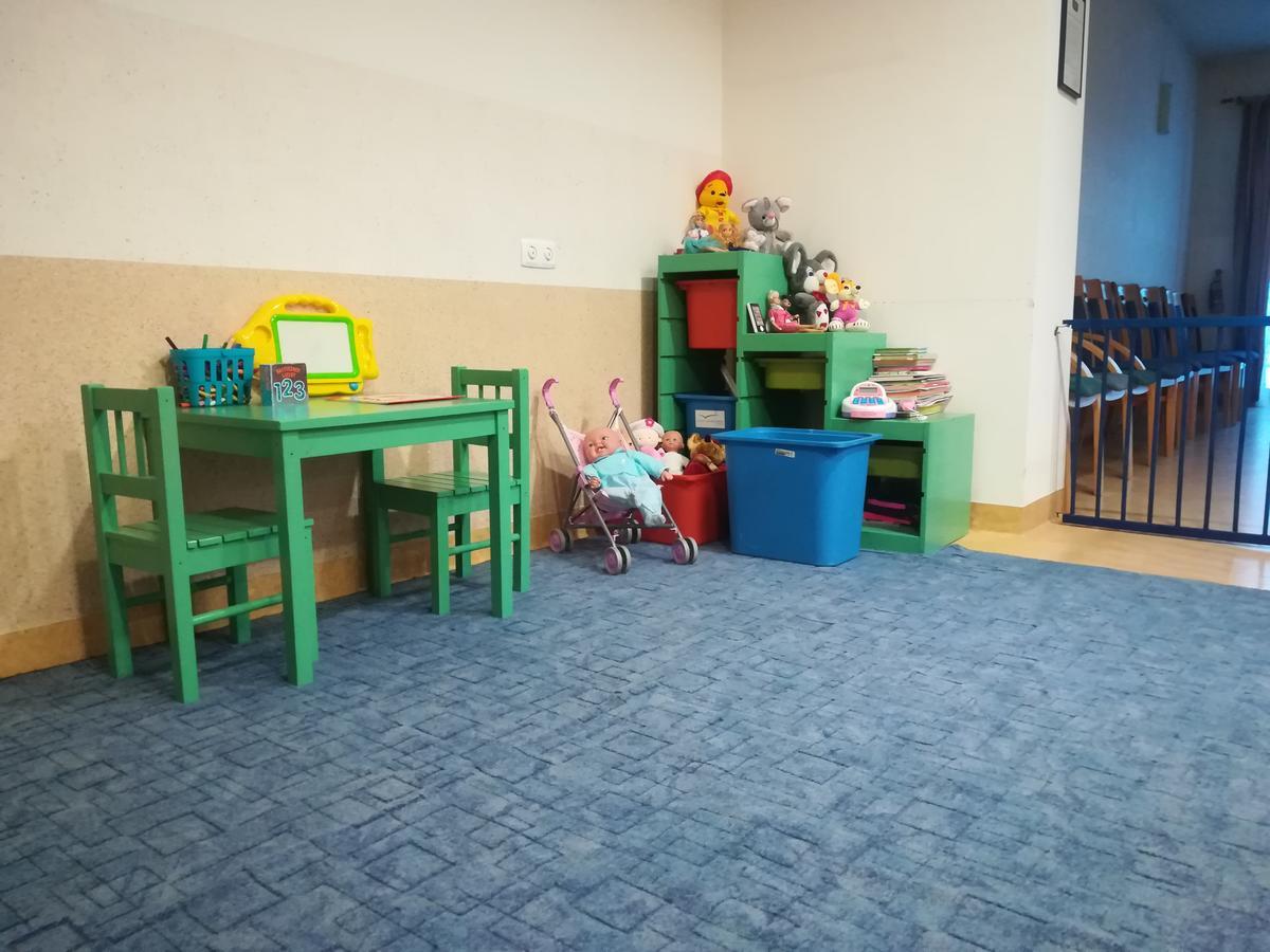 Farys - centrum Krynicy na wzgórzu wśród ciszy ze wspaniałymi tarasami widokowymi, sauna, jacuzii, siłowna, prywatny parking Krynica-Zdrój Exterior foto